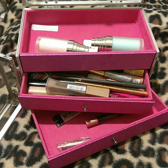 Train case - Picture 3 of 6